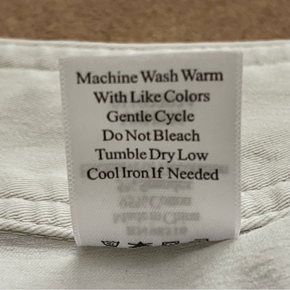 Coldwater Creek Khaki Capris Size 12P - Picture 13 of 15